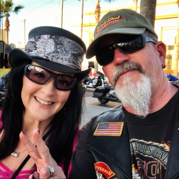 Meet Your Posher - Picture 4 of 10